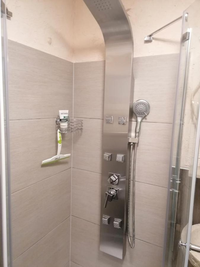 Tinas Ferienwohnung Hohendodeleben Exterior foto